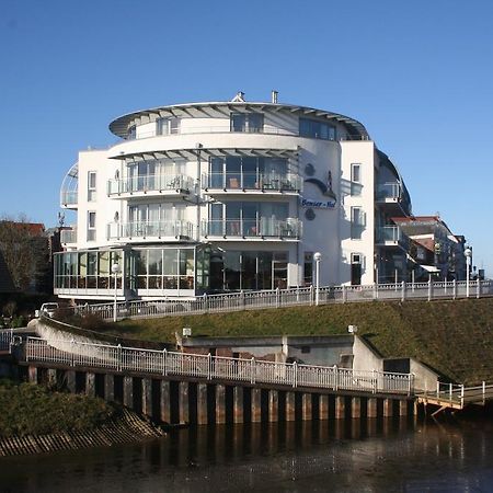 Nordseehotel Benser Hof Am Hafen Бензерзиль Экстерьер фото