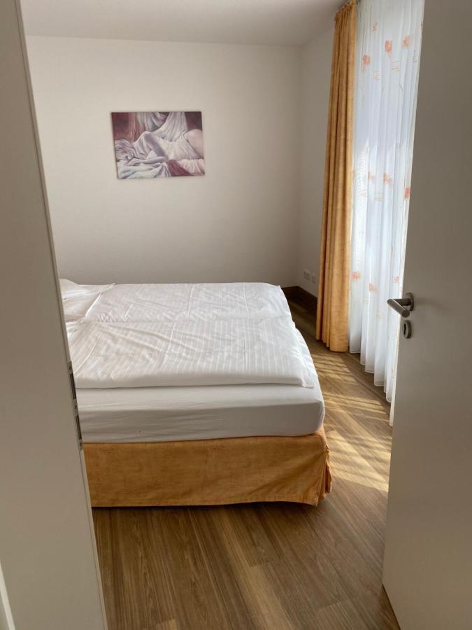 Nordseehotel Benser Hof Am Hafen Бензерзиль Экстерьер фото